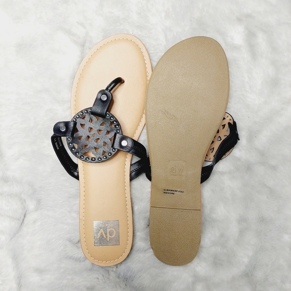 New Dolce Vita Gotie Brown/Black Laser Cut Thong Sandals S53 - Picture 4 of 8